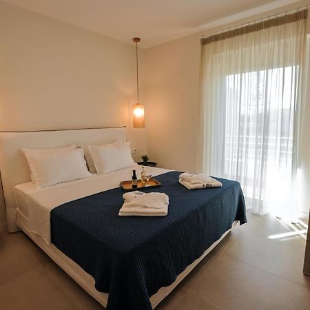 La Mer Bleue Beachfront Boutique Apartments Vrachati Luaran gambar