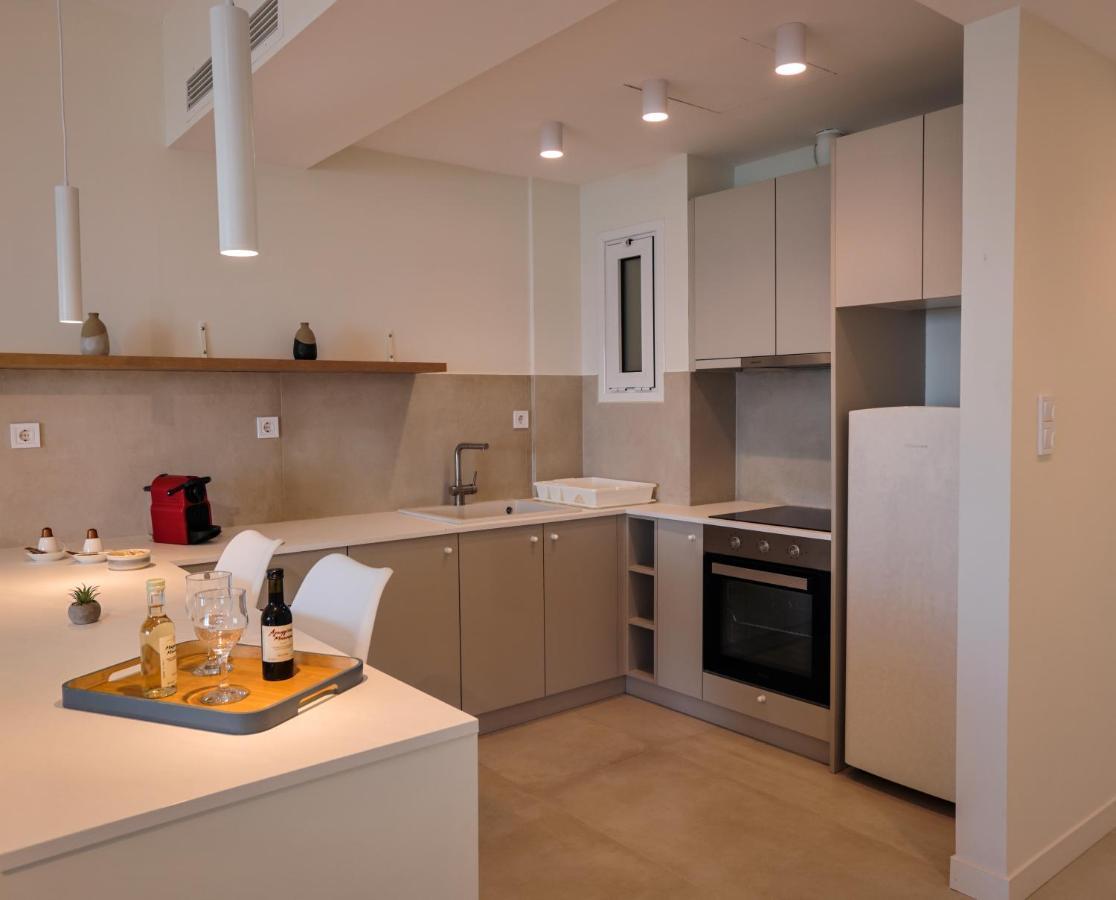La Mer Bleue Beachfront Boutique Apartments Vrachati Luaran gambar