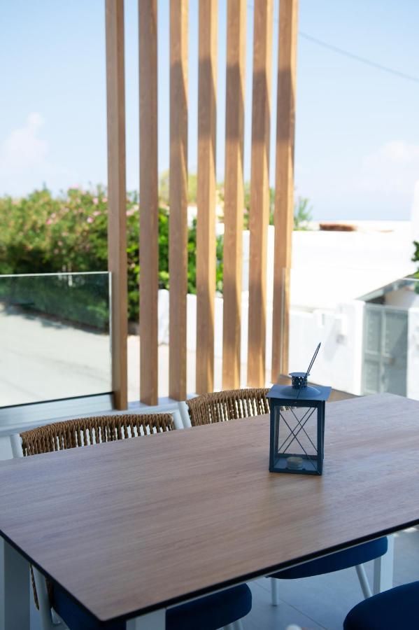 La Mer Bleue Beachfront Boutique Apartments Vrachati Luaran gambar